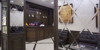 Ереван: Отель Central Hotel Yerevan