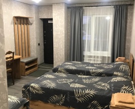 Трехместный номер в Каро