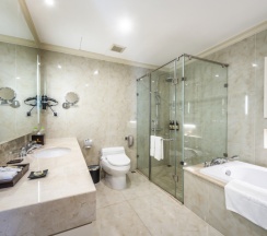 Вилла с 3 комнатами рядом с пляжем в Vinpearl Resort & Spa Nha Trang Bay