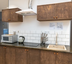 Кровать в общем номере (женский номер) в Море