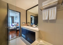 Люкс с 2 комнатами в Bandara Silom Suites