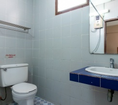 Трёхместный номер Standard в Best LD Hotel