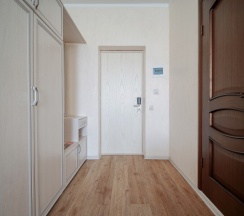 Стандарт 3-х местный с видом на улицу в Лабиринт