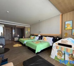 Двухместный семейный номер Standard (2 отдельные кровати) в voco Sanya Dadonghai By IHG