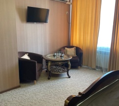 De LUXE в Lexx