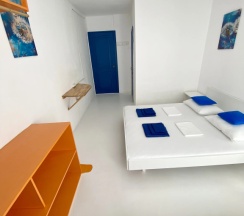 Трёхместный номер Standard в Арт-отельчик