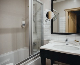 Студия в Танай