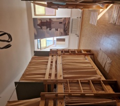 Кровать в 8 местном номере B в Hostelroof_vl