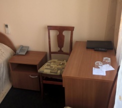 Двухместный номер Standard с балконом и с видом на город двуспальная кровать в Меридиан
