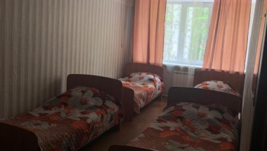 Кровать в 4-местном общем номере в Зелёный мыс