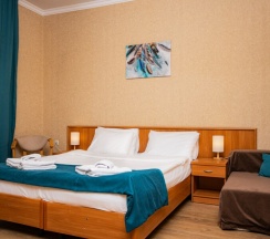 Семейный двухкомнатный до 6 гостей с балконом в Джульетта