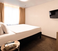 Делюкс в Амакс