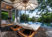 Вилла Deluxe с видом на бассейн в Cape Fahn Hotel Samui