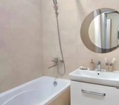 Студия с балконом и с красивым видом из окна в SOVA
