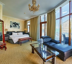 Делюкс с балконом в The Rooms Boutique Hotel