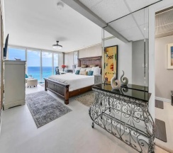 Номер Standard с балконом в Long Beach Resort 1-904