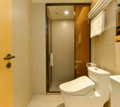 Двухместный номер Superior (двуспальная кровать) в JI Hotel Lujiazui Babaiban