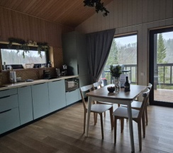 Дом с террасой. Вторая линия в На паузе