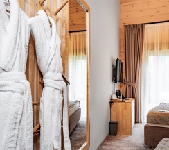 Номер Компакт c двуспальной кроватью в Grand Chalet Altay