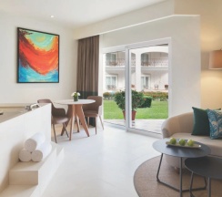 Полулюкс с видом на сад в Отель Hyatt Vivid Playa Del Carmen