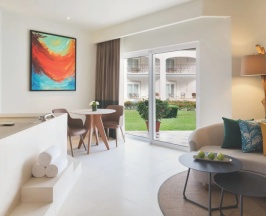 Двухместный полулюкс с видом на сад (2 отдельные кровати) в Отель Hyatt Vivid Playa Del Carmen