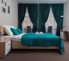 Семейная трехместная комната с общей ванной комнатой в МК Мокко