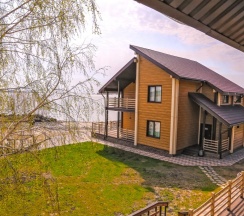 Двухместный номер Superior с балконом и с красивым видом из окна двуспальная кровать в Горизонт патио отель