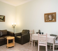 Двухместный номер Комфорт с двуспальной кроватью и балконом в Inn 6 line