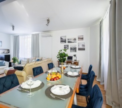 3-комнатные апартаменты стандарт в GMApartments (ДжиЭмАпартментс) на улице Малая Бронная 19А