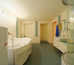 4-комнатные апартаменты улучшенные в Имидж