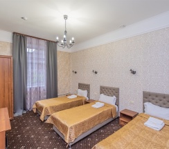Трехместный номер в Ланселот