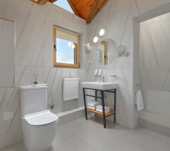 Номер Семейный Коннект корпус "Усадьба" (цена за 4 гостей) в Горячие ключи