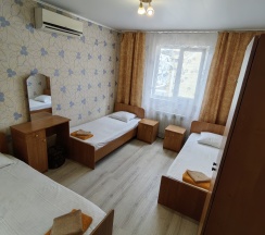 Трёхместный номер 3.1 в Море