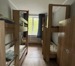 Кровать в общем номере в Hostel 64