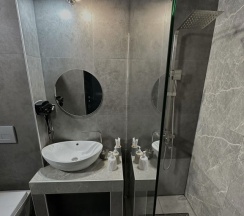 Номер Комфорт с балконом и с видом на море в Prince hotel Gagra