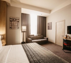 Двухместный номер Улучшенный двуспальная кровать в Republica Hotel Yerevan