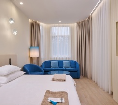 ДЖУНИОР СЮИТ С ТЕРРАСОЙ СТИХИЯ ВОДЫ в Ostrova