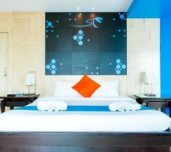 Двухместный номер Deluxe seafront двуспальная кровать в Seabreeze Jomtien Resort