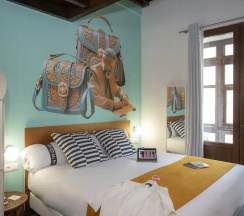 Четырёхместный семейный номер Standard с балконом в Casual Ilbira Granada Hotel