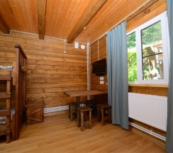 Номер «Стандарт Семейный» 4-х местный в Прохладный