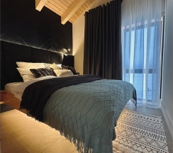 Лодж 4 с бесплатной сауной + Безлимитное посещение ЕлятыПарка в ЕлятыЛодж