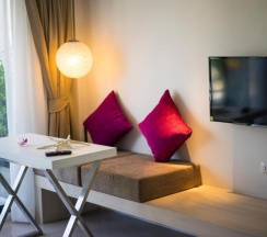 Двухместный номер Deluxe с видом на море двуспальная кровать в Coral Inn