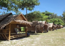 Бунгало beachfront в Varin Village