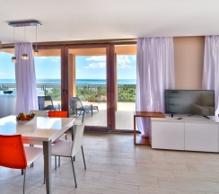 Апартаменты Comfort с видом на море в lti Dolce Vita Sunshine Resort