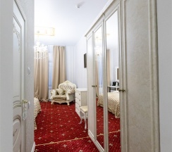 НОМЕР ПОЛУЛЮКС в The Kempf