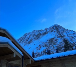 Шале с двумя спальнями в Ozon Azau chalet
