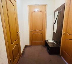 Двухместный полулюкс с 2 комнатами с балконом и с красивым видом из окна двуспальная кровать в Энергетик