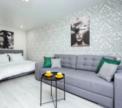 Апартаменты c 1 комнатой с балконом в Апартаменты Ladgorna на Обойной 4/2