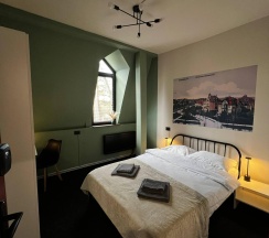 Номер стандарт с 1 двуспальной кроватью в Прусс