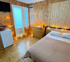 4-х местный «Домик повышенной комфортности» в Антиас